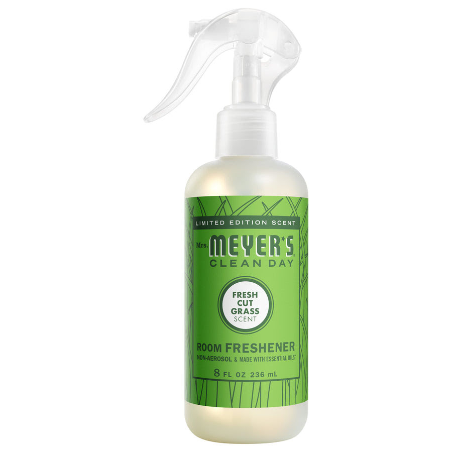 796d3e86-73cb-53f1-8859-e5284004ce69.jpg Fresh Cut Grass Room Freshener - Image 1