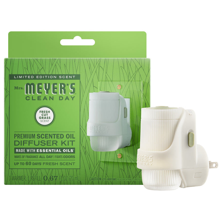 ff08f9ba-3bf1-5cf7-9d7f-1428a77e2ab7.jpg Fresh Cut Grass Plug in Scented Oil Warmer With Refill - Image 1
